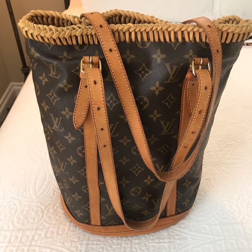 LV Bucket Bag GM, Date Code FL0031, Mar 2001, GUC
